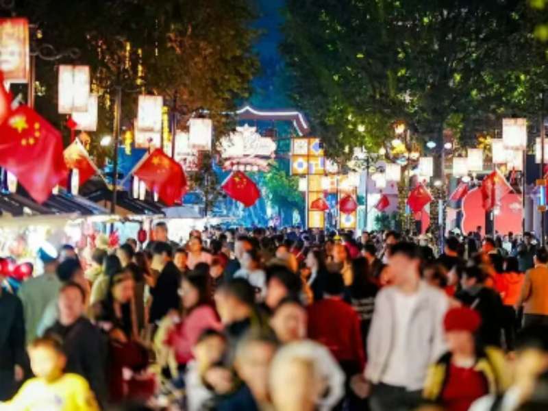 唐家古镇元旦客流15万人次！大唐妙会+共乐灯会双IP联动，解锁文旅消费新体验