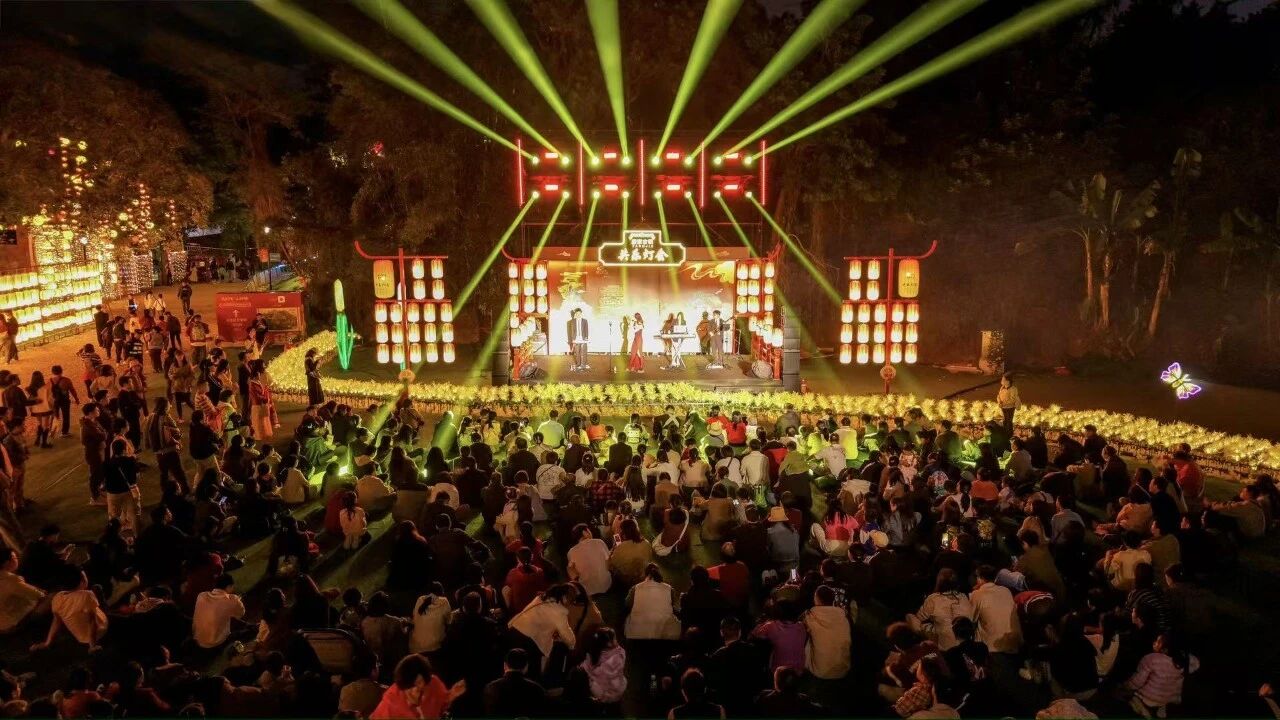 【媒体观察】花灯带火一座城，唐家古镇做对了什么？